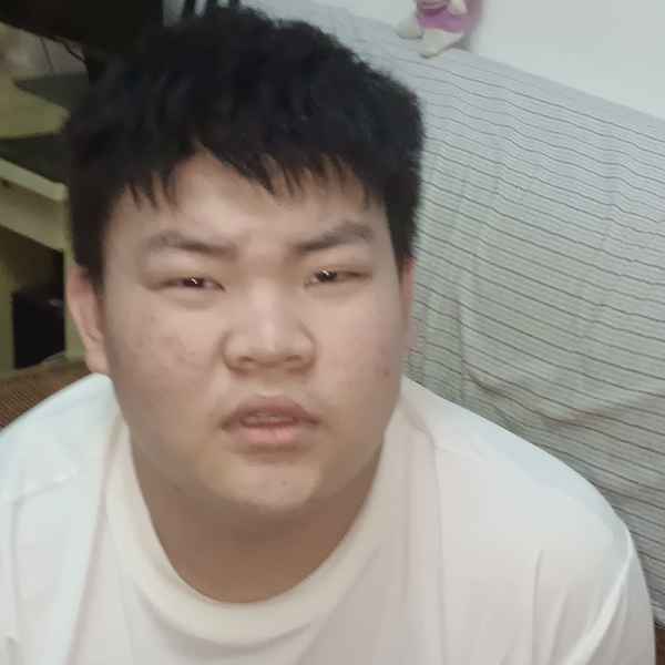 江苏20岁单身帅哥真诚找对象-阿拉善盟征婚相亲网