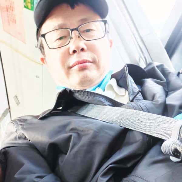 上海56岁单身帅哥真诚找对象-阿拉善盟征婚相亲网