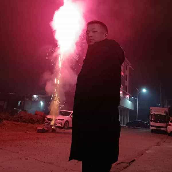 38岁岁四川单身帅哥 - 阿拉善盟吉缘网