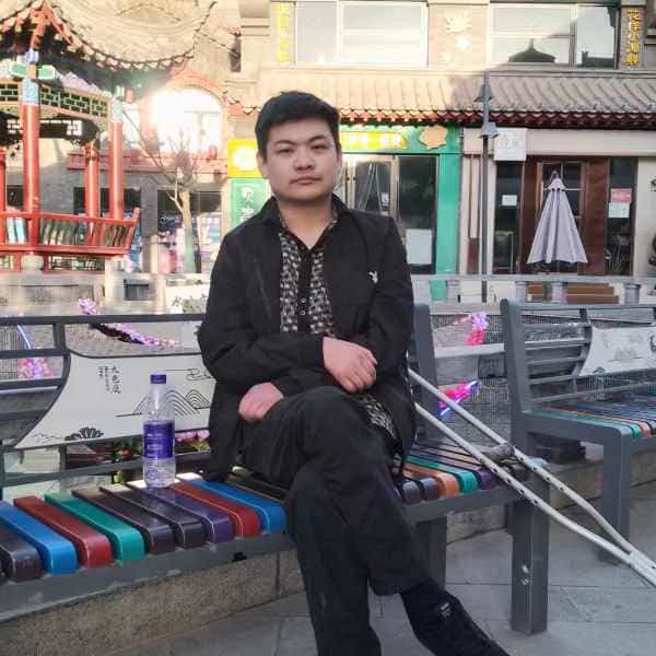 35岁岁甘肃单身帅哥 - 阿拉善盟吉缘网