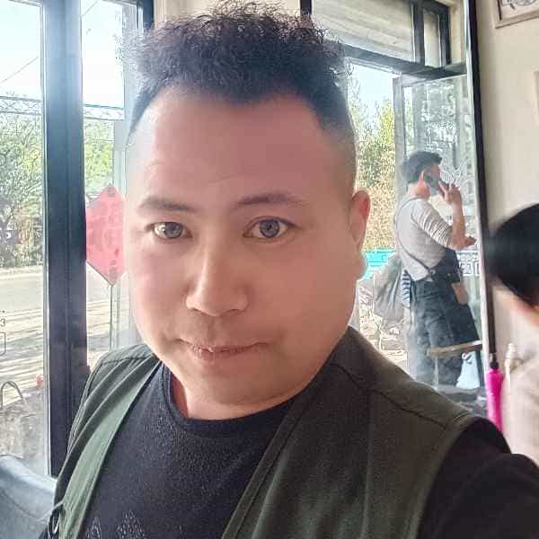 35岁岁山东单身帅哥 - 阿拉善盟吉缘网