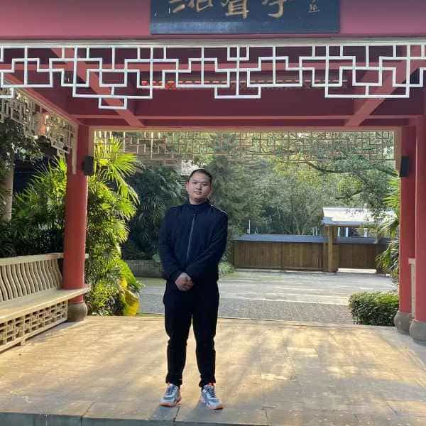 31岁岁重庆单身帅哥 - 阿拉善盟吉缘网