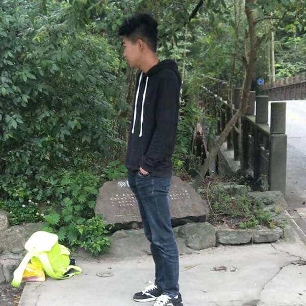 27岁岁四川单身帅哥 - 阿拉善盟吉缘网