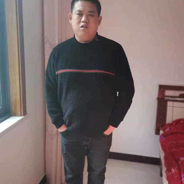 33岁岁重庆单身帅哥 - 阿拉善盟吉缘网