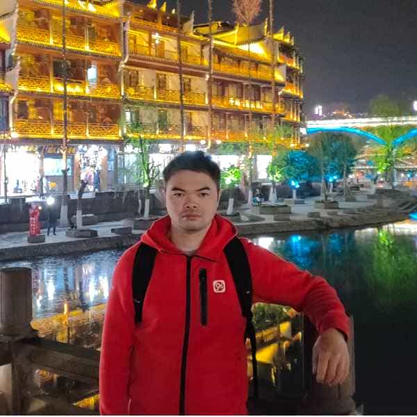 39岁岁广东单身帅哥 - 阿拉善盟吉缘网