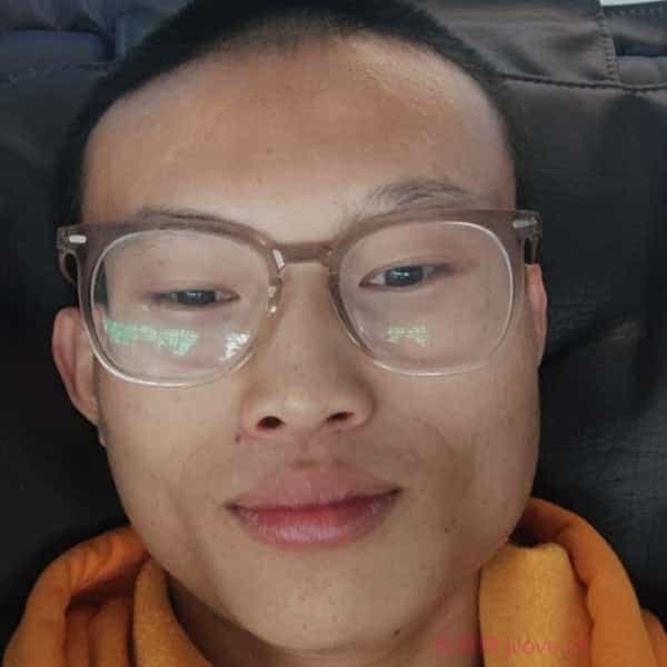 25岁岁四川单身帅哥 - 阿拉善盟吉缘网